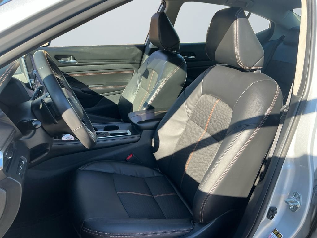 Used 2022 Nissan Altima 2.5 SR image 9