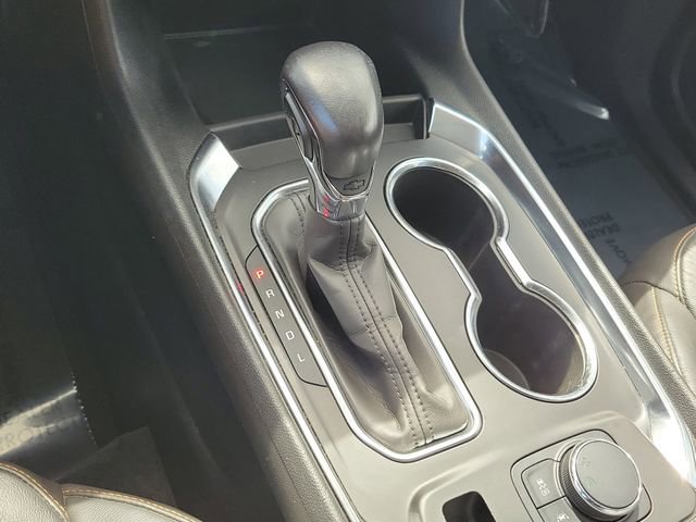 Used 2021 Chevrolet Traverse RS FWD image 32