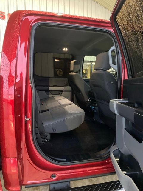 Used 2021 Ford F150 XLT w/ Equipment Group 302A High image 15