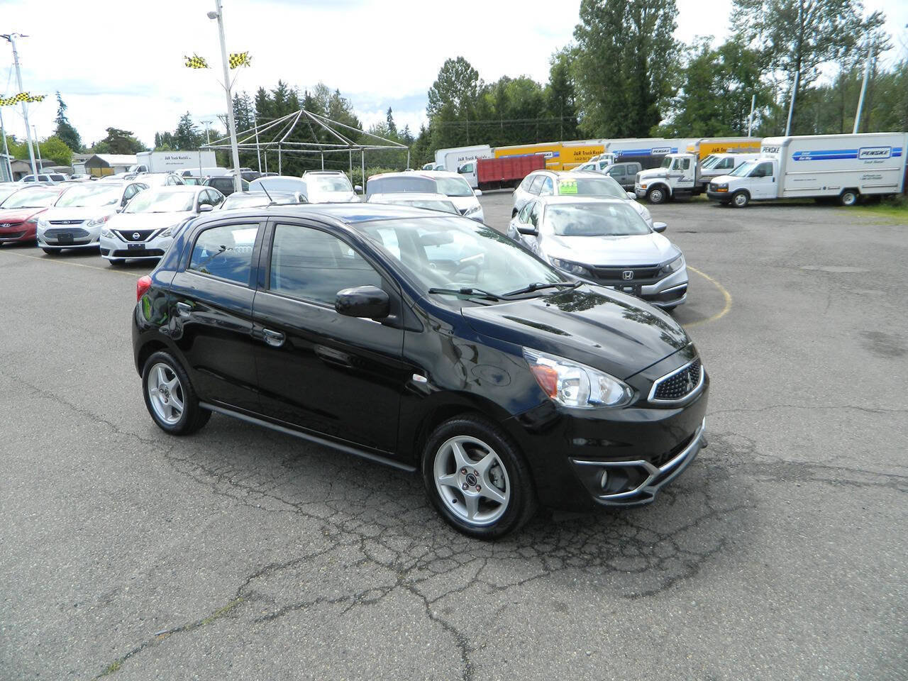Used 2019 Mitsubishi Mirage ES FWD image 2