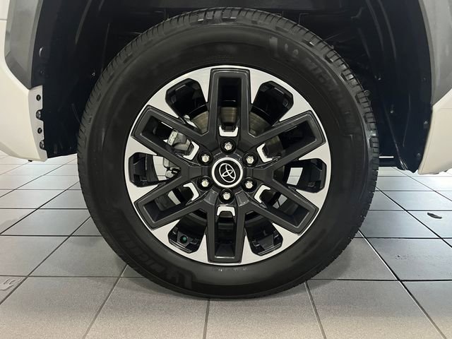 Used 2024 Toyota Tundra Limited image 9