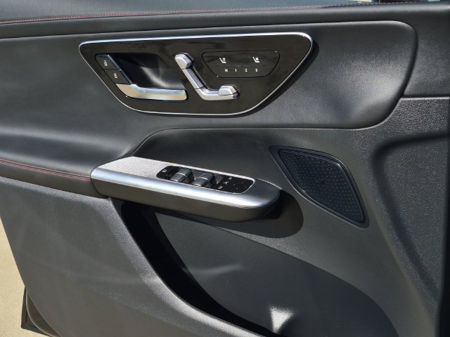 Certified 2026 Mercedes-Benz GLC 43 AMG 4MATIC image 17