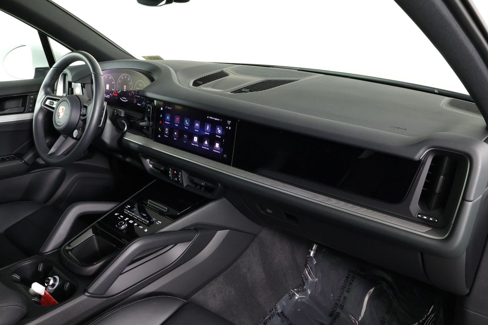 Certified 2026 Porsche Cayenne AWD/4WD image 24