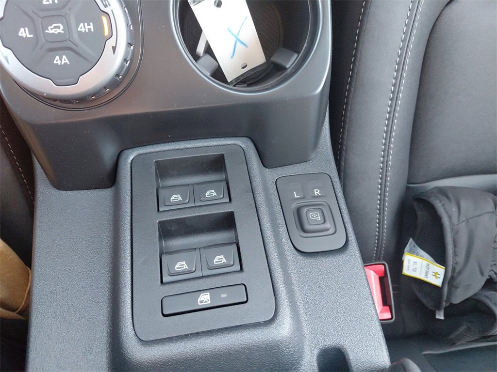 New 2025 Ford Bronco Badlands w/ Sasquatch Package image 37