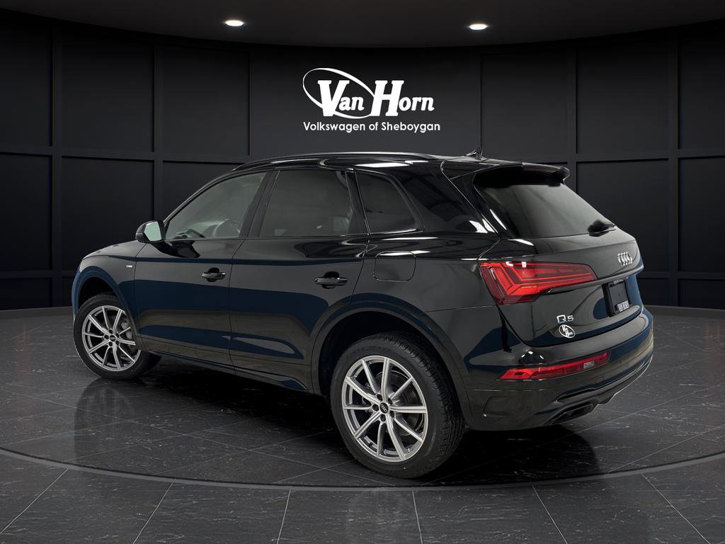 Used 2023 Audi Q5 e Premium Plus w/ Premium Plus Package image 3
