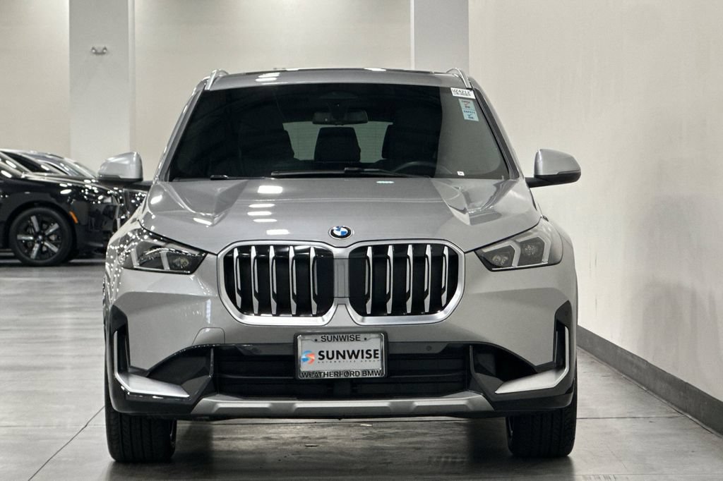 Used 2023 BMW X1 xDrive28i w/ Convenience Package AWD/4WD image 9