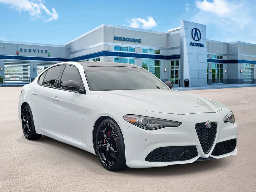 Used 2021 Alfa Romeo Giulia Ti Sport RWD image 1