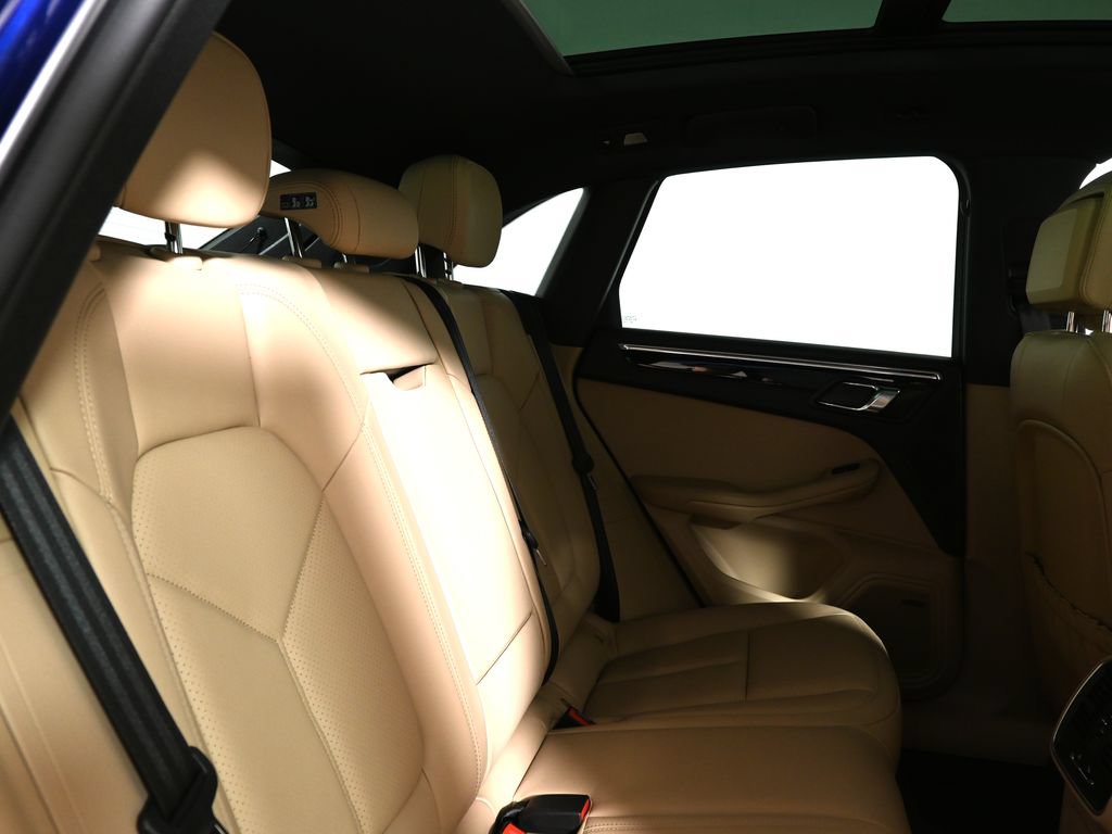 New 2026 Porsche Macan AWD/4WD image 41
