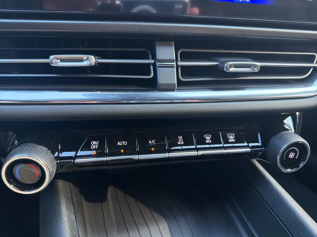 New 2026 Chevrolet Equinox EV LT w/ Comfort Package image 18