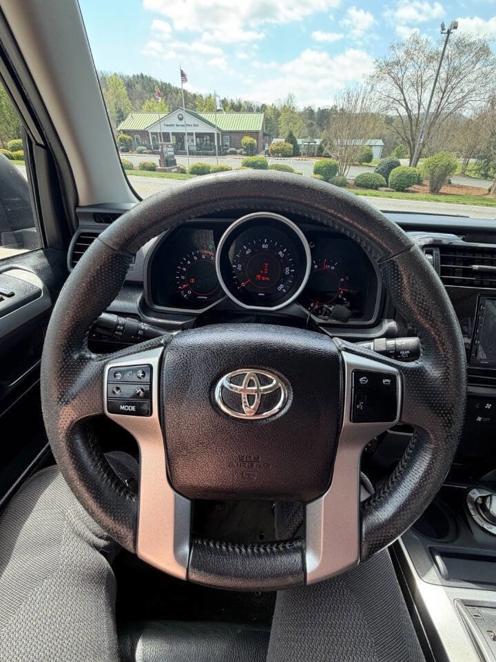 Used 2011 Toyota 4Runner Limited AWD/4WD image 13
