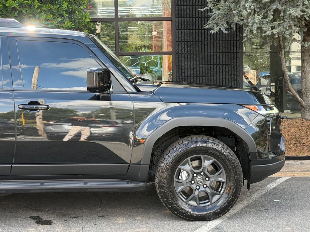 Used 2024 Lexus GX 550 AWD/4WD image 21