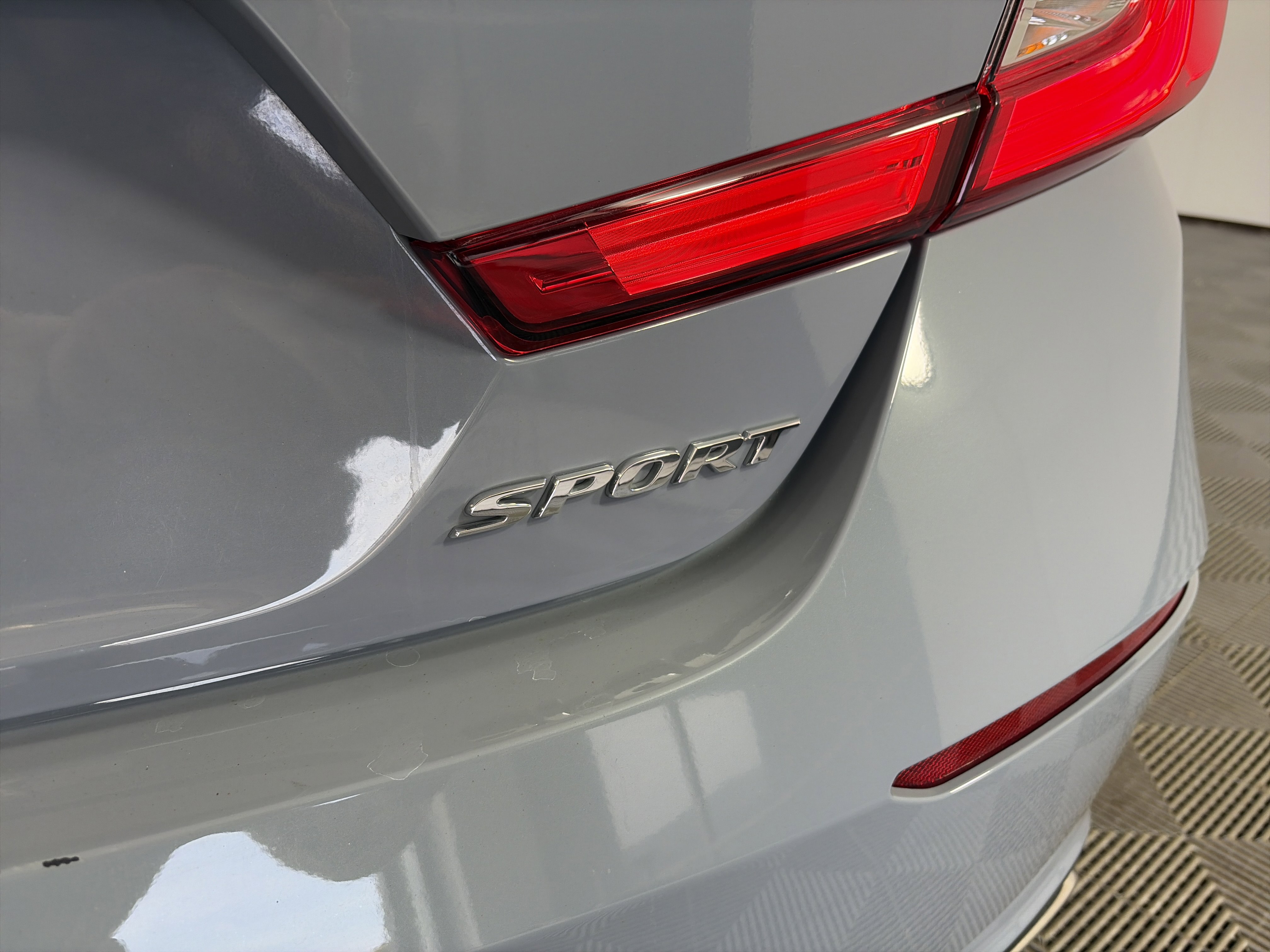 Used 2022 Honda Accord Sport image 16