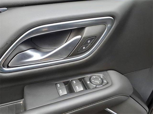 Used 2022 GMC Yukon XL SLE w/ Gmc Pro Safety Plus Package image 11