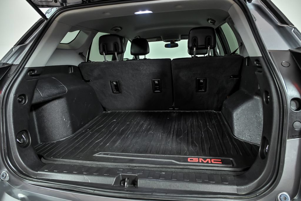 Used 2018 GMC Terrain SLT FWD image 9
