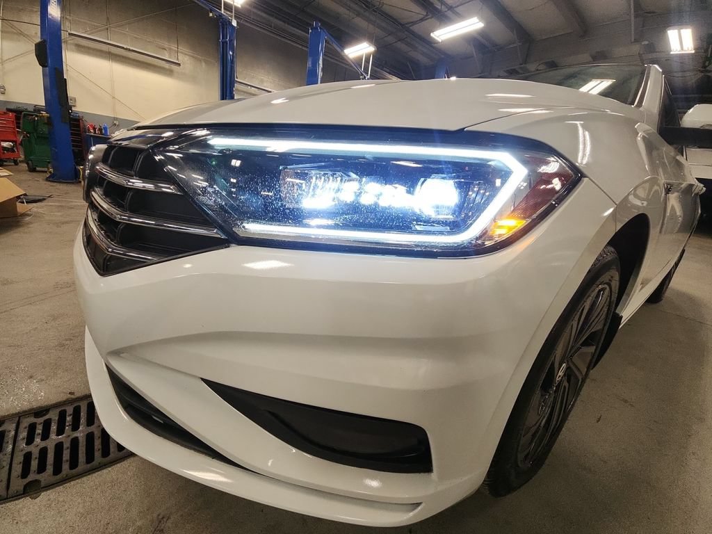 Used 2019 Volkswagen Jetta SEL Premium FWD image 30