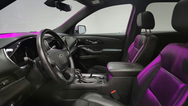 Used 2022 Chevrolet Traverse RS image 16