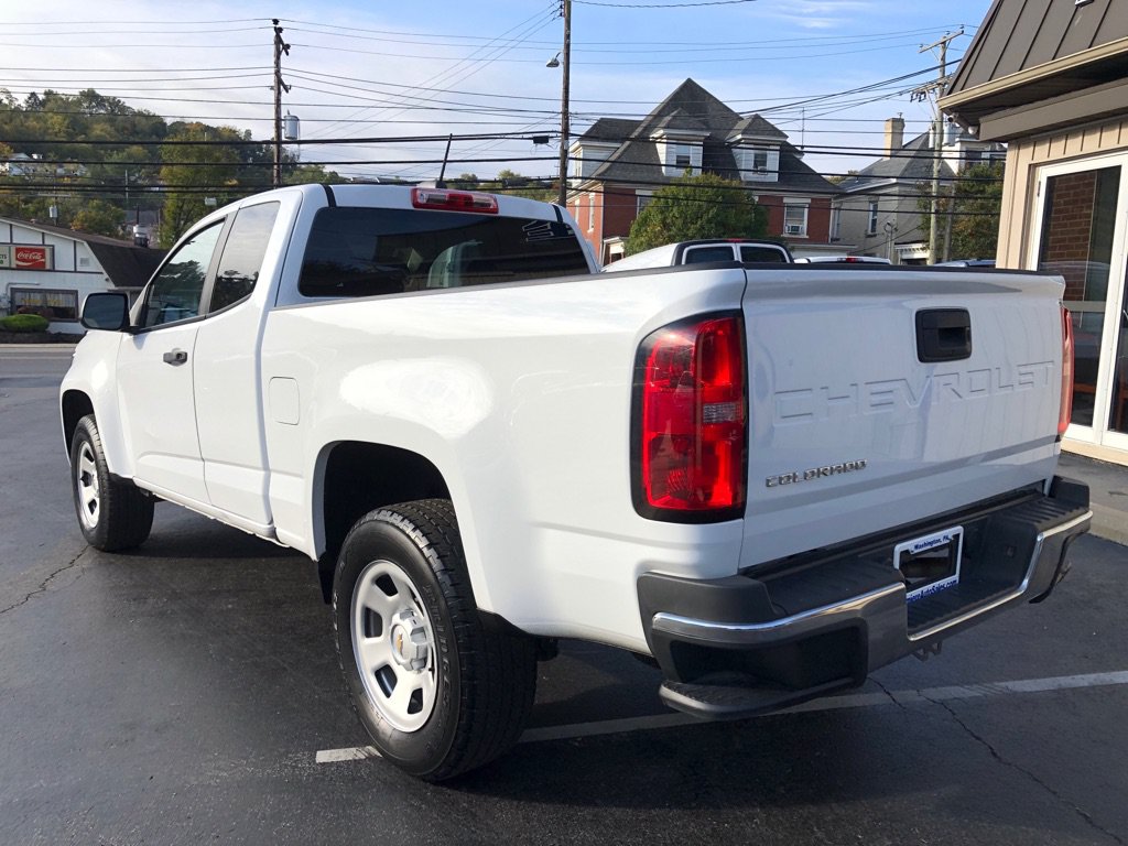 Used 2022 Chevrolet Colorado W/T RWD image 4