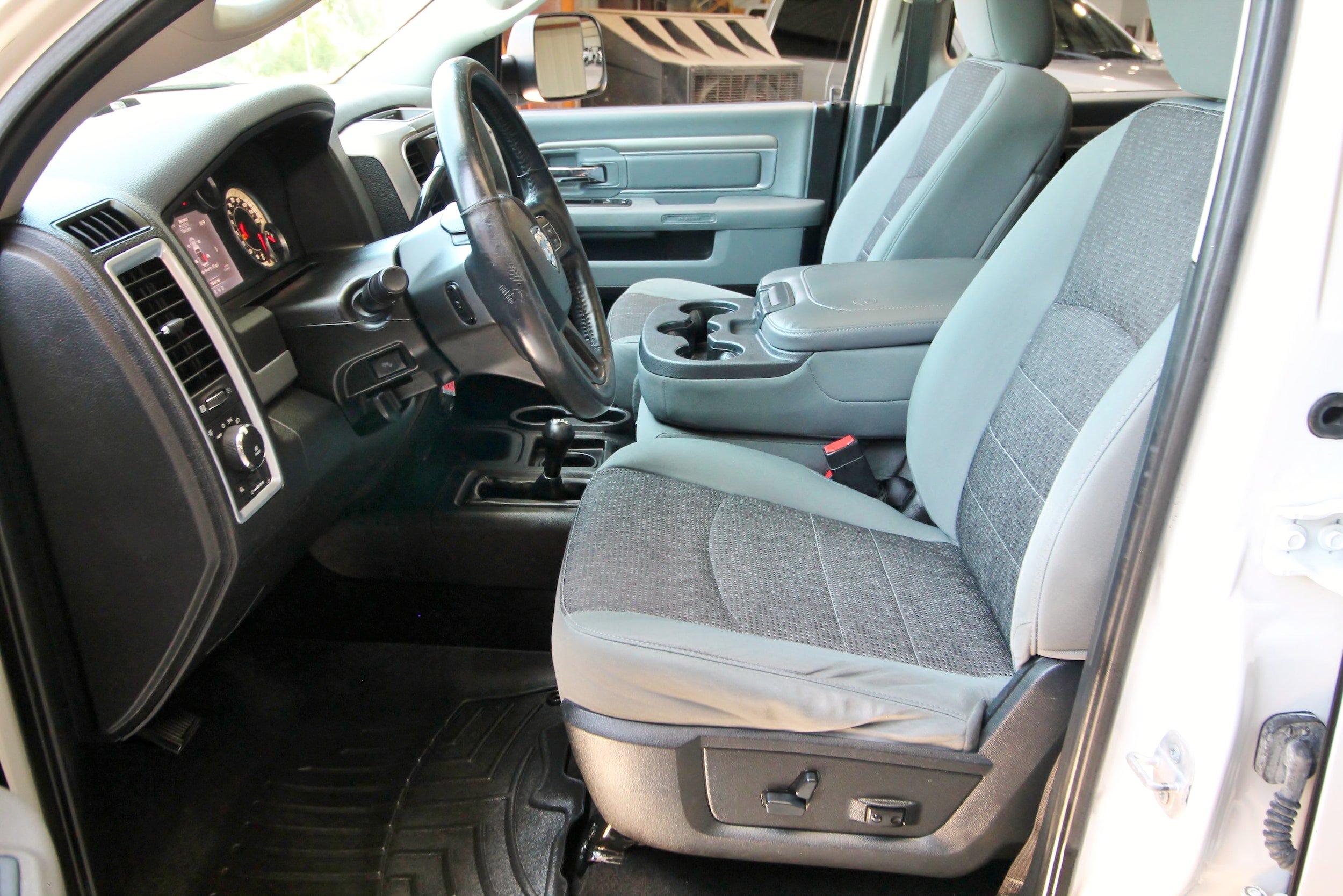 Used 2014 RAM 2500 Power Wagon w/ Luxury Group AWD/4WD image 22