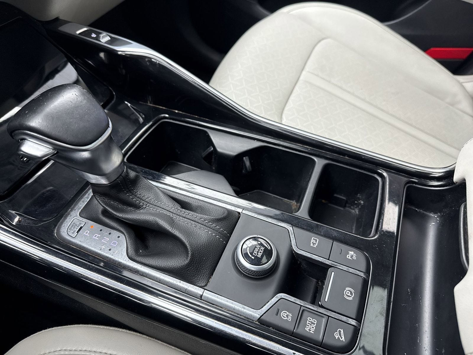 Used 2021 Kia Sorento SX image 13