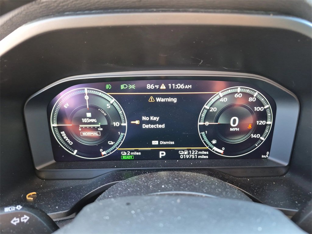 Used 2024 Mitsubishi Outlander 4WD Plug-In Hybrid image 36