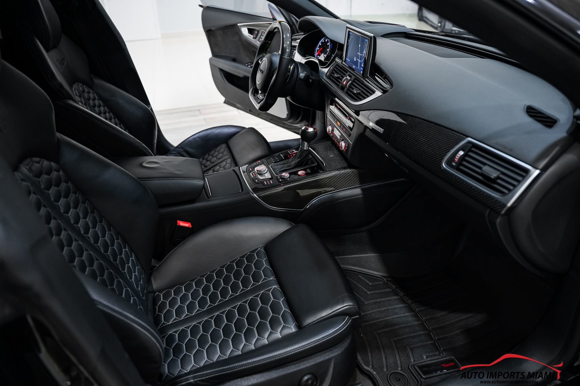 Used 2016 Audi RS 7 Prestige image 11