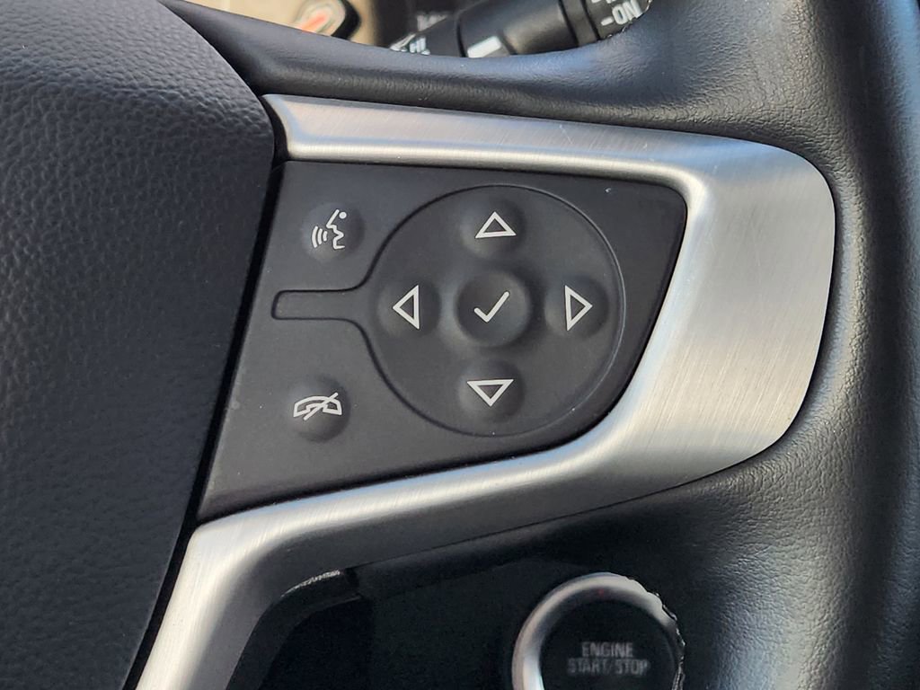 Used 2024 GMC Terrain SLT image 28