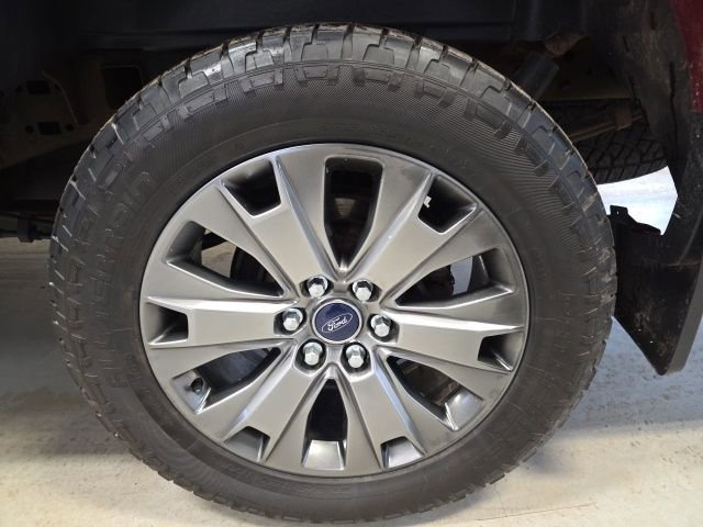 Used 2016 Ford F150 XLT w/ Equipment Group 302A Luxury AWD/4WD image 8