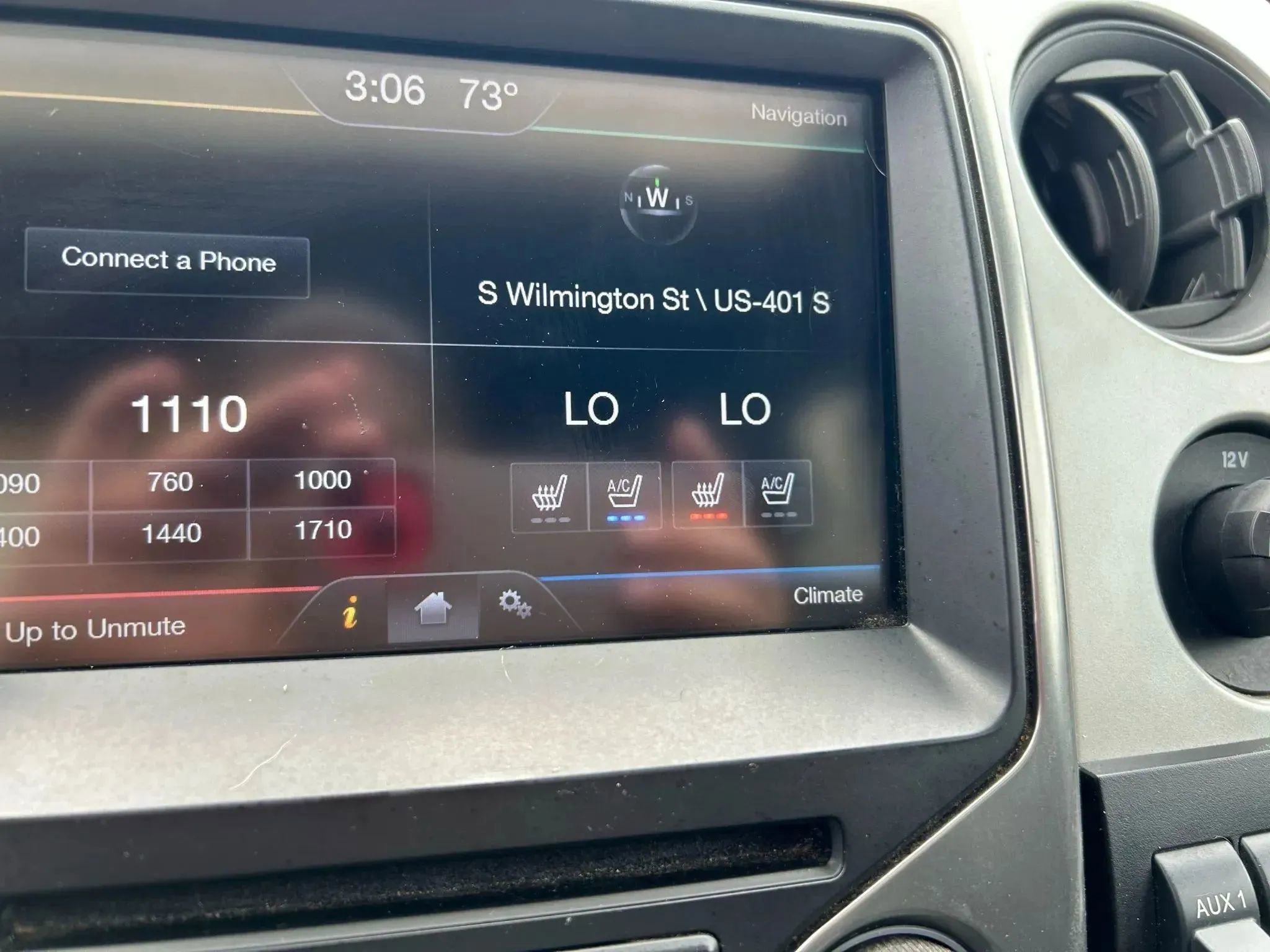 Used 2014 Ford F150 Raptor w/ Equipment Group 801A Luxury image 30