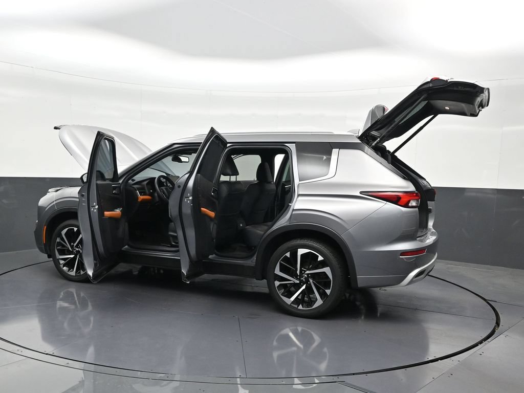 Used 2022 Mitsubishi Outlander SEL AWD/4WD image 33