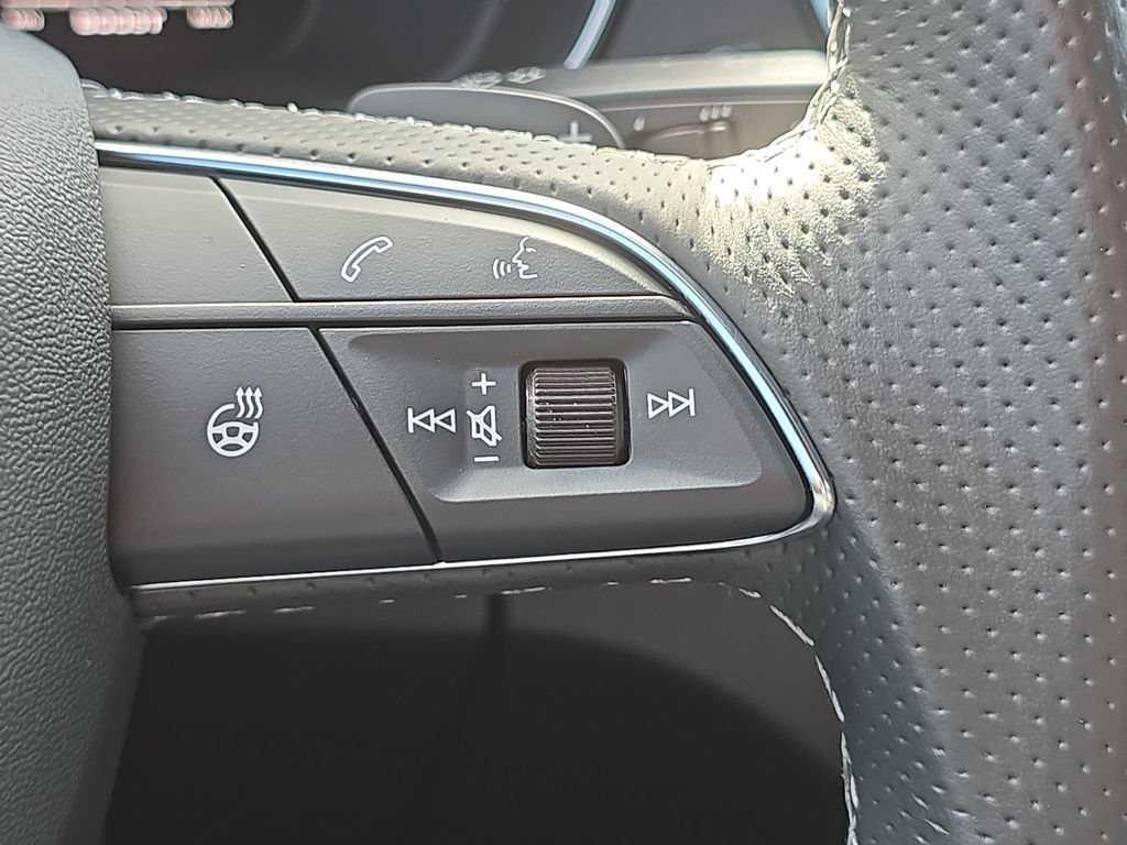 Used 2023 Audi SQ5 Premium Plus w/ Premium Plus Package AWD/4WD image 18