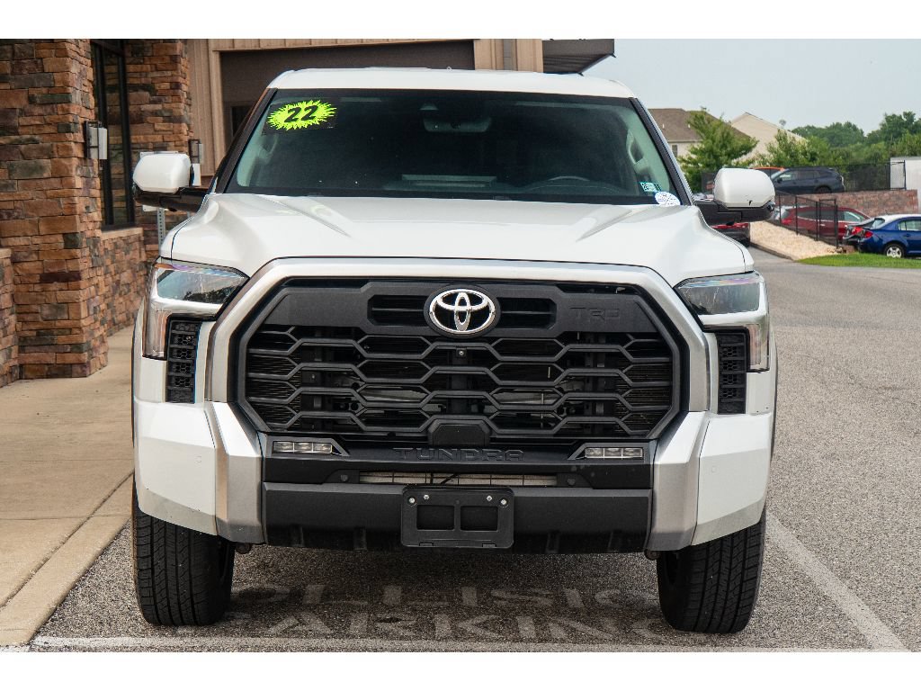 Used 2022 Toyota Tundra Limited w/ TRD Off-Road Package AWD/4WD image 8