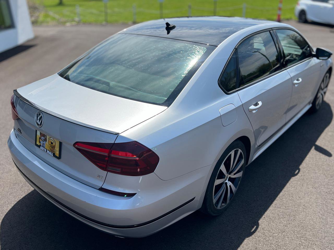 Used 2018 Volkswagen Passat 3.6 FWD image 9