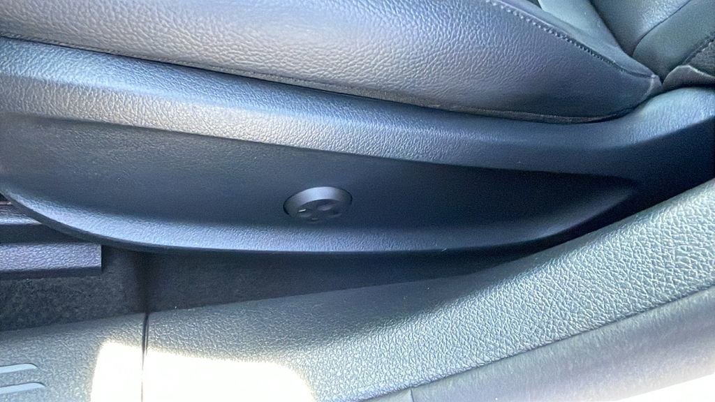 Used 2022 Mercedes-Benz A 220 image 29