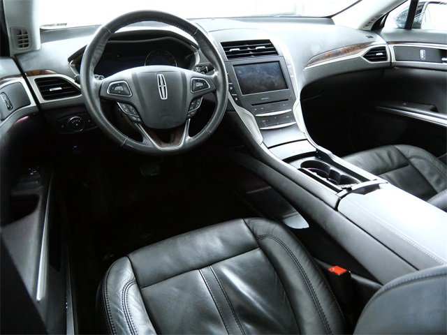 Used 2013 Lincoln MKZ AWD image 4