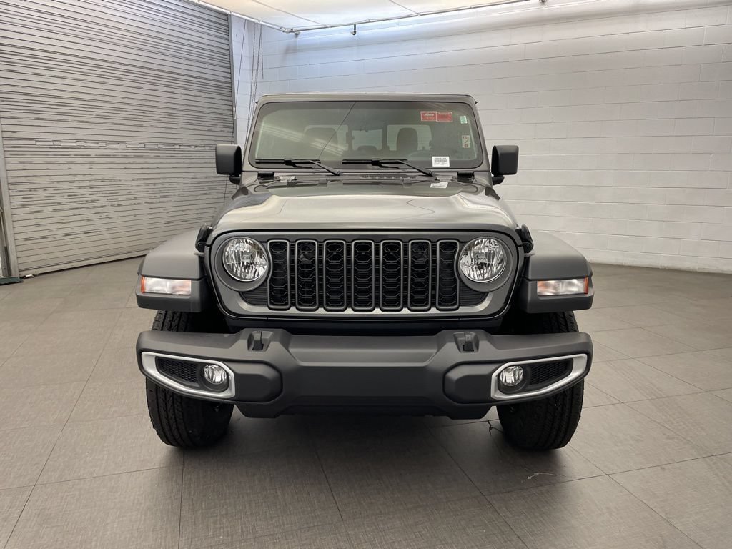 New 2026 Jeep Gladiator Sport AWD/4WD image 6