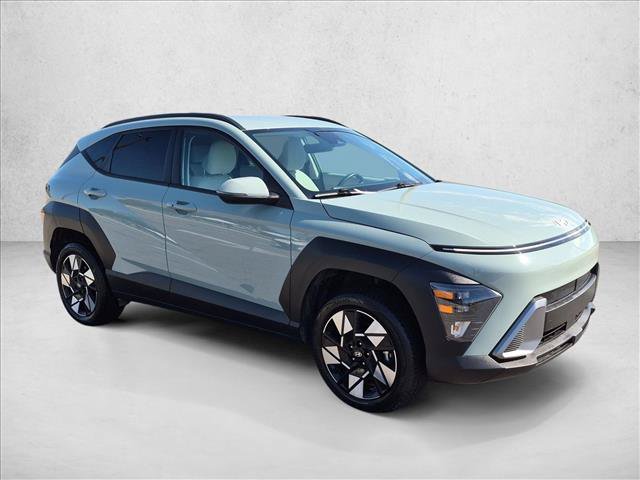 Used 2025 Hyundai Kona SEL AWD/4WD image 3