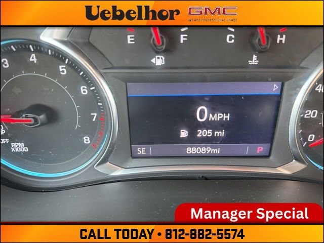 Used 2023 Chevrolet Traverse LT AWD/4WD image 32