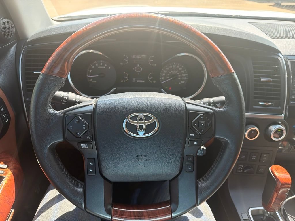 Used 2019 Toyota Sequoia Platinum AWD/4WD image 12