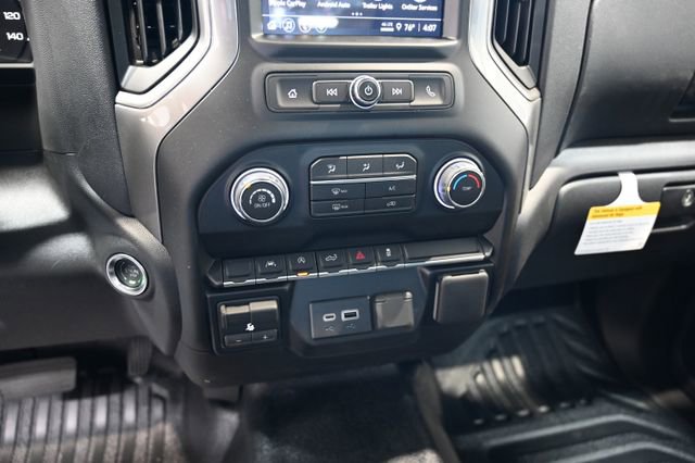 New 2026 Chevrolet Silverado 1500 W/T w/ WT Value Package AWD/4WD image 17