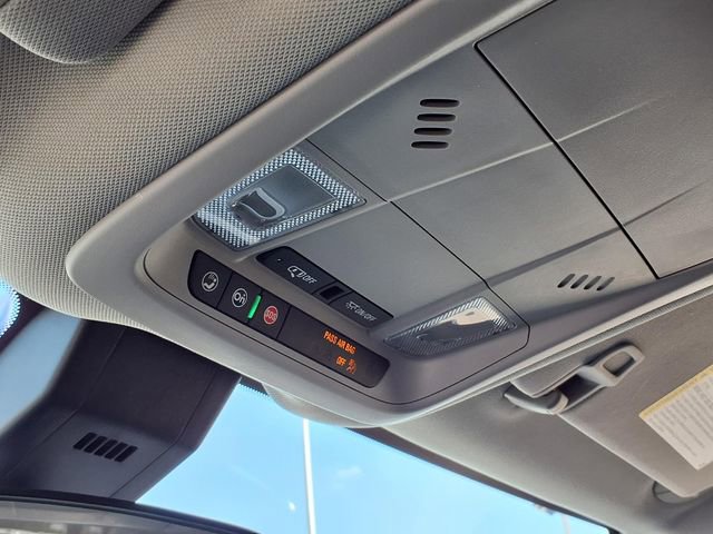 Used 2023 Chevrolet Equinox LT AWD/4WD image 14