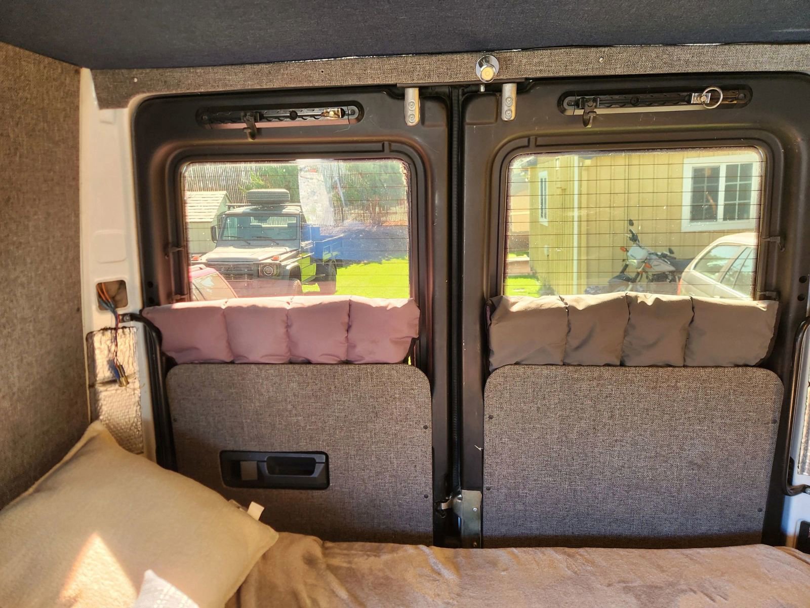 Used 2006 Dodge Sprinter 2500 w/ PWR Convenience Group image 33