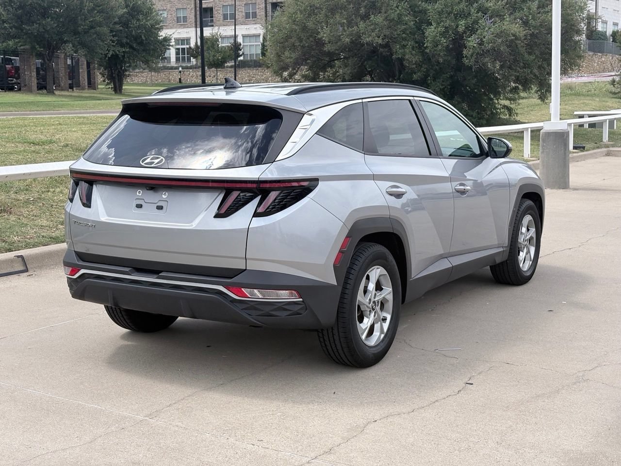 Used 2022 Hyundai Tucson SEL FWD image 4