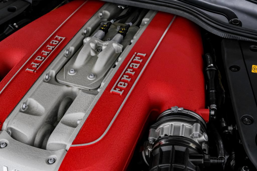 Used 2019 Ferrari 812 Superfast RWD image 59