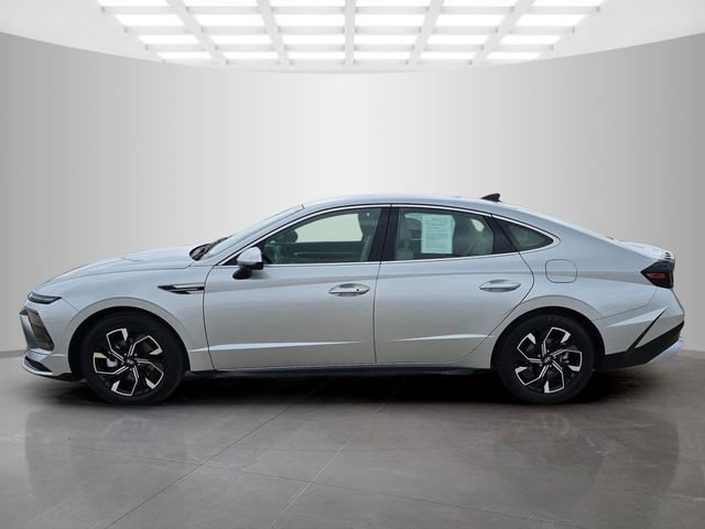 Used 2025 Hyundai Sonata SEL FWD image 7