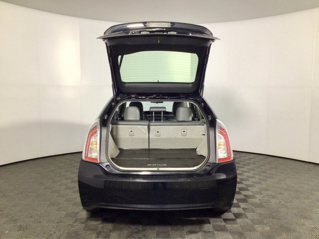 Used 2015 Toyota Prius Four image 10