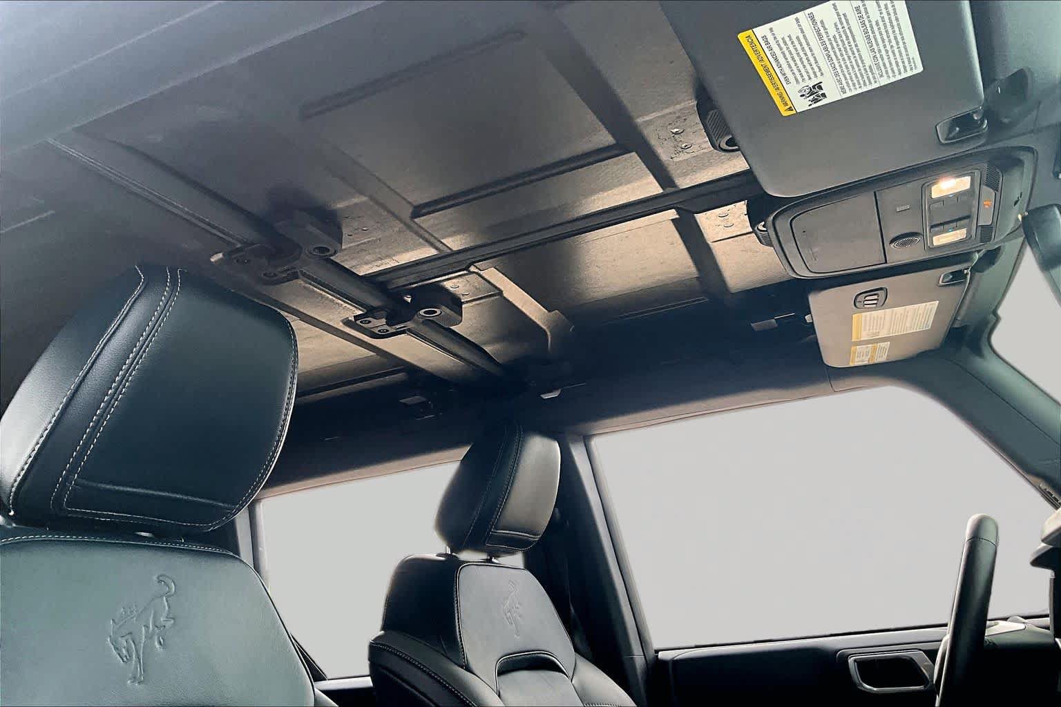 Used 2024 Ford Bronco Outer Banks AWD/4WD image 14