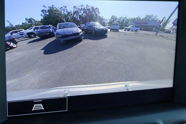 Certified 2022 GMC Terrain SLT image 13