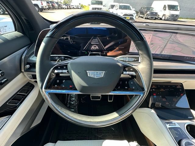 Used 2026 Cadillac Vistiq Luxury w/ LPO, Floor Liner Package AWD/4WD image 42