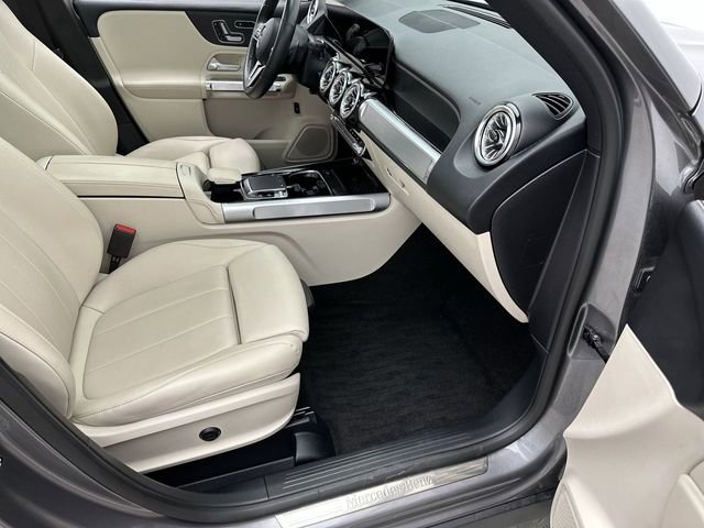Used 2023 Mercedes-Benz GLB 250 4MATIC image 24