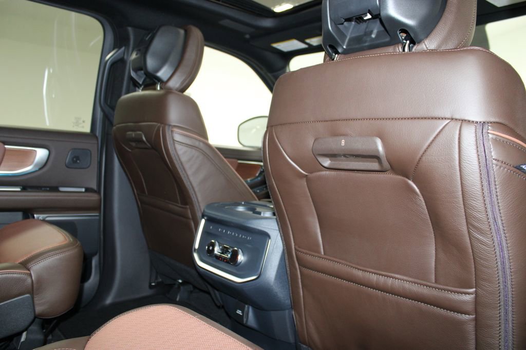 New 2026 Ford Expedition King Ranch image 38